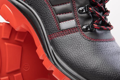 TRZEWIK MAX - POPULAR CZERWONY S3 SRC