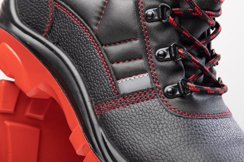 TRZEWIK MAX - POPULAR CZERWONY S3 SRC