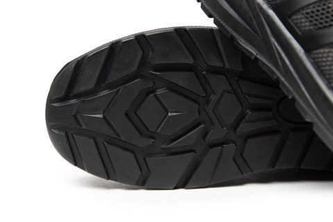 PÓŁBUT MXP AIR CZARNY S1