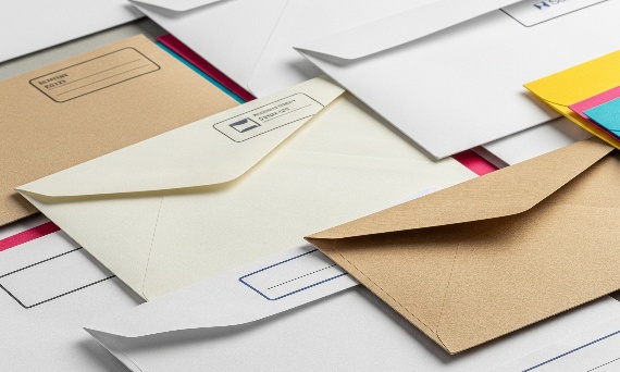 Koperty Biurowe: Niewidzialni Bohaterowie Codziennej Korespondencji